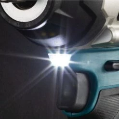 Clé à choc sans fil Makita DTW700ZJ - Boulonneuse à chocs sans fil 18 V Li-ion (machine seule) dans MAKPAC - 700 Nm - 1/2" - Moteur brushless -Makita Soldes 51570697e6443bc09a8da63169108ce5