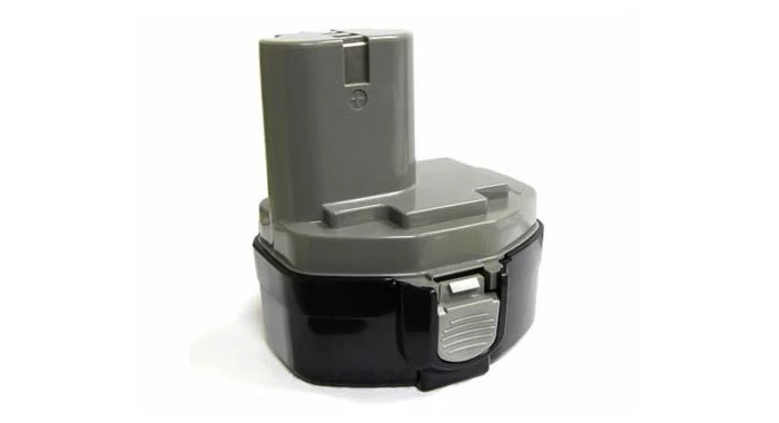 Batterie Makita 1435 - Batterie NiMH 14,4V - 3,0 Ah (Certifié 2,8 Ah) - 193060-0 1 Batterie Makita 1435 - Batterie NiMH 14,4V - 3,0 Ah (Certifié 2,8 Ah) - 193060-0