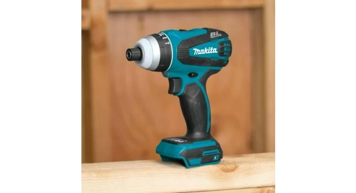 Perceuse visseuse sans fil Makita DTP141Z - Perceuse visseuse sans fil Li-Ion 18V + percussion (machine seule) - 22 Nm - moteur brushless 3 Perceuse visseuse sans fil Makita DTP141Z - Perceuse visseuse sans fil Li-Ion 18V + percussion (machine seule) - 22 Nm - moteur brushless – Image 3